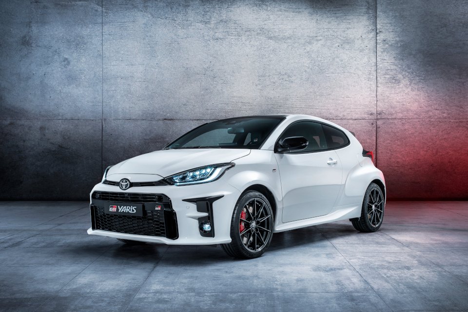 H Toyota μας ξεναγεί στη γραμμή παραγωγής του Yaris των 261 ίππων