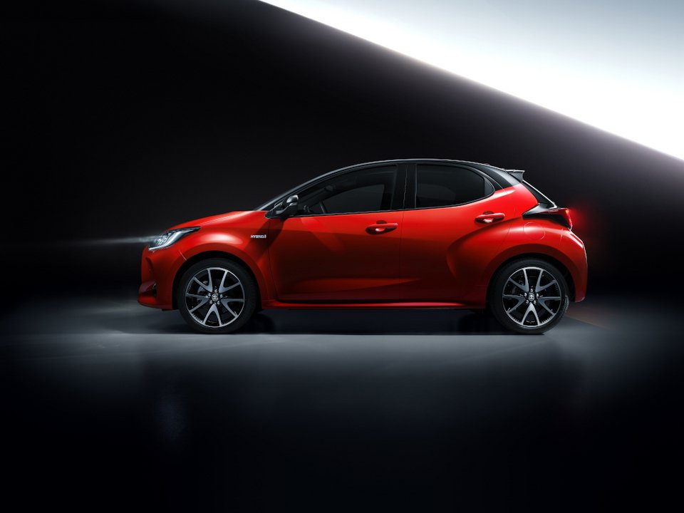 νέο toyota yaris
