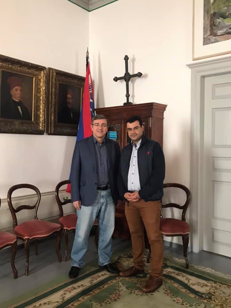 O γγ Διαχείρισης Αποβλήτων, Μανώλης Γραφάκος (αριστερά) και ο Δήμαρχος της Υδρας, Γιώργος Κουκουδάκης