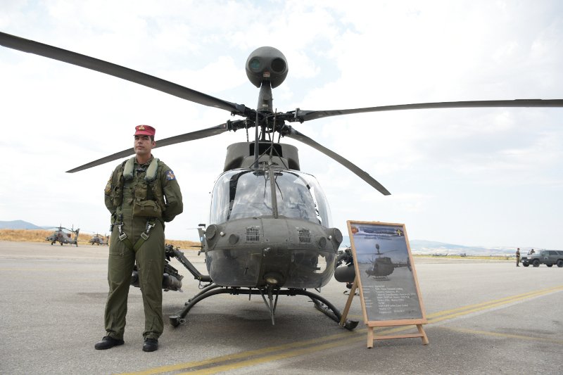 Ενα από τα ελικόπτερα που παρελήφθησαν