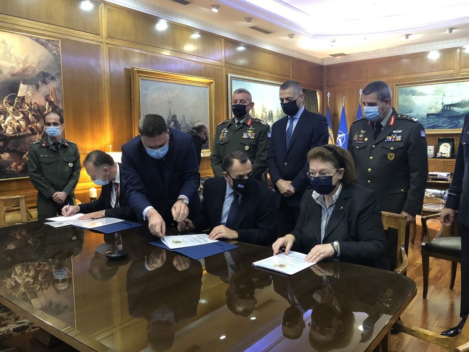 ΥΠΟΓΡΑΦΕς
