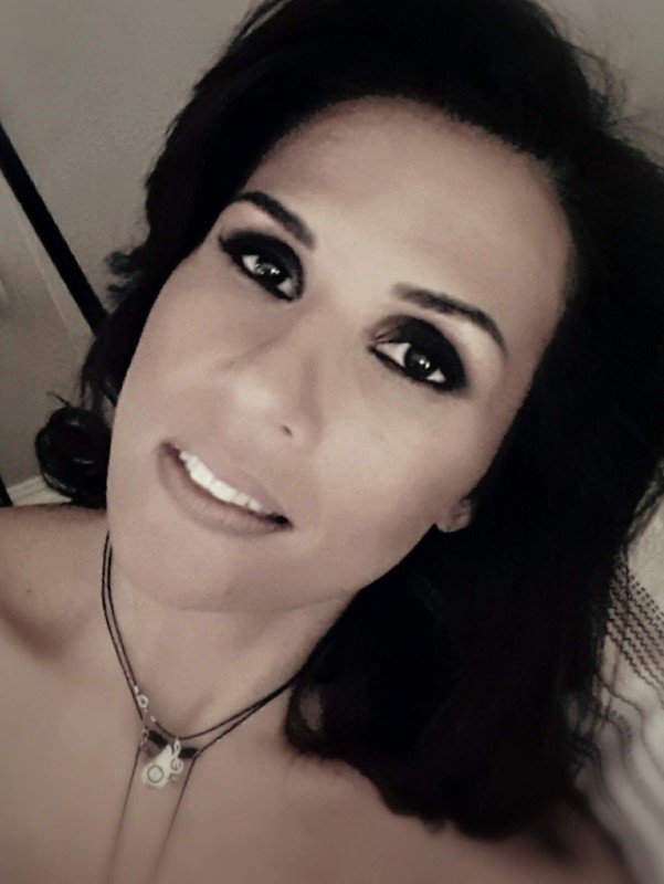 Ινές Ζήκου (μεσόφωνος)