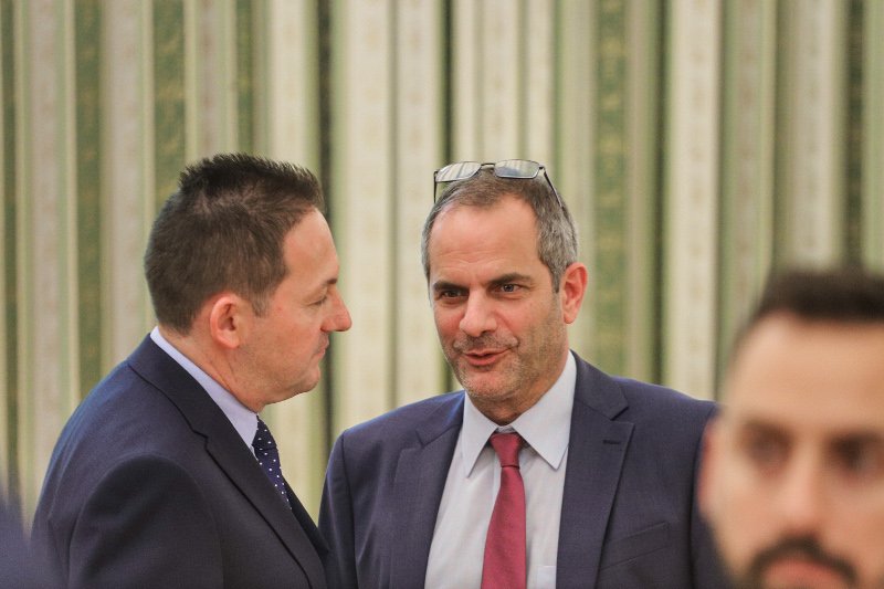Ο Στέλιος Πέτσας και ο Κωνσταντίνος Ζούλας / Φωτογραφία: EUROKINISSI/ΓΙΩΡΓΟΣ ΚΟΝΤΑΡΙΝΗΣ
