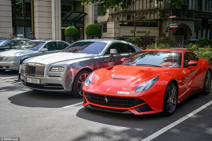 Lamborghini против феррари