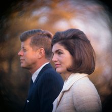 Η Τζάκι Κένεντι με τον σύζυγό της, Τζον Φιτζέραλντ Κένεντι