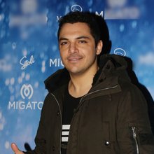 Ο τραγουδιστής Κώστας Δόξας