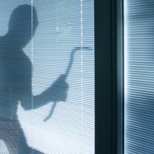 Διαρρήκτης πιάστηκε στα «πράσα» στη Λαμία -Ο ιδιοκτήτης του σπιτιού τον έβλεπε live από τις κάμερες στο κινητό