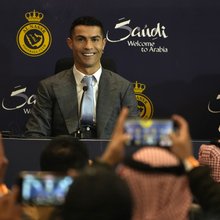 O Κριστιάνο Ρονάλντο στην παρουσίασή του στην Αλ Νασρ