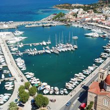 Το λιμάνι της Αίγινας