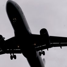 Επιβάτης αεροπλάνου έφερε «χάος» σε πτήση Ηράκλειο - Θεσσαλονίκη: Αναψε ηλεκτρονικό τσιγάρο, συνελήφθη μετά την προσγείωση