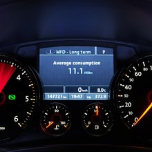 Ένδειξη κατανάλωσης αυτοκινήτου 