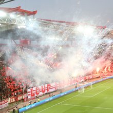 Φίλαθλοι του Ολυμπιακού στο «Γ. Καραϊσκάκης»