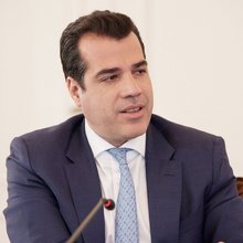 Θάνος Πλεύρης