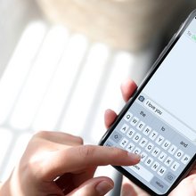 Συνομιλία με γραπτά μηνύματα μέσω τηλεφώνου