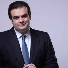 O Κυριάκος Πιερρακάκης