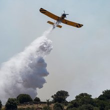 Αεροσκάφος σε επιχείρηση κατάσβεσης
