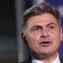 Νικόλας Φαραντούρης