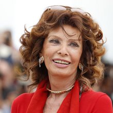 Σοφία Λόρεν με κοκκινο 