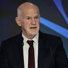 Ο Γιώργος Παπανδρέου σε ομιλία
