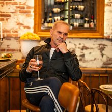 Ο Πέτρος Κωστόπουλος αποκάλυψε πώς διατηρείται στα κιλά του: «Κάνω διαλειμματική νηστεία με 15 ώρες αφαγία»