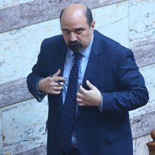 Ο Χρήστος Τριαντόπουλος στη Βουλή