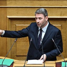 Ο Νίκος Ανδρουλάκης στη Βουλή 