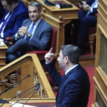 Συνταγματική Αναθεώρηση: Η δεύτερη ψηφοφορία και η πρώτη «μάχη» των αρχηγών μετά τη ΔΕΘ - Νωρίς το μεσημέρι η ομιλία του Πρωθυπουργού