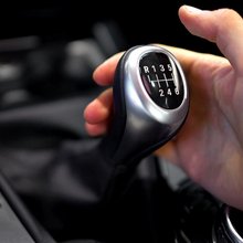 Πότε αλλάζουμε ταχύτητα στο κιβώτιο -Πώς πρέπει να οδηγείς για να μην προκαλέσεις βλάβες
