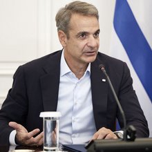 Ο πρωθυπουργός Κυριάκος Μητσοτάκης σε τηλεδιάσκεψη