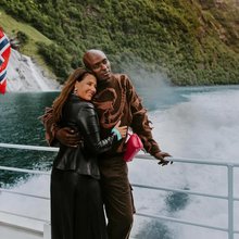 Η πριγκίπισσα Μάρθα Λουίζ της Νορβηγίας με τον σαμάνο σύζυγό της 