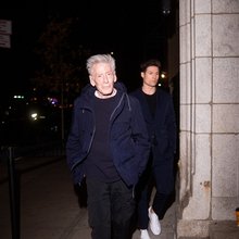 Ο Calvin Klein με τον σύντροφό του Κέβιν Μπέικερ σε πρόσφατη έξοδό τους στη Νέα Υόρκη