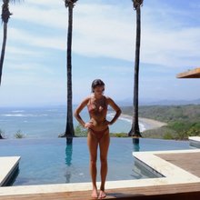 Η εγγονή της Carolina Herrera θα κάνει το ντεμπούτο της στην υψηλή κοινωνία με φόρεμα που τιμά τη σχεδιάστρια