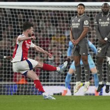 Η τρομερή εκτέλεση φάουλ του Ντέκλαν Ράις στο Άρσεναλ-Ρεάλ Μαδρίτης