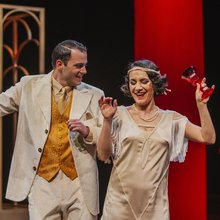 ζευγαρι χορευει 