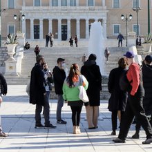 Κόσμος στο κέντρο της Αθήνας 