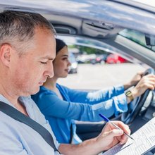 Νέος οδηγός