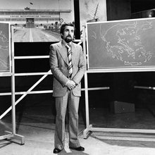 Ο μετεωρολόγος Νίκος Καντερές στα πρώτα του χρόνια στην τηλεόραση ως μετεωρολόγος