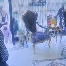 Η οικογένεια Γερμανών στην Κωνσταντινούπολη, λίγο πριν δηλητηριαστεί