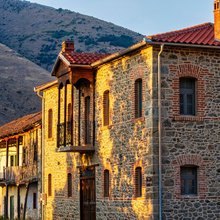 πρεσπες πετροχτιστο