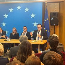 Κυρ. Πιερρακάκης στην παρουσίαση του βιβλίου του Αλ. Πατέλη