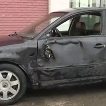 Το φορτηγό έπεσε πάνω στο ζευγάρι και το ΙΧ 