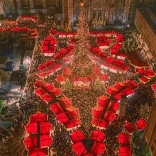 Η εντυπωσιακή χριστουγεννιάτικη αγορά στο κέντρο της Κολονίας