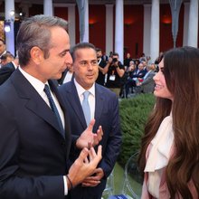 Κυριάκος Μητσοτάκης, Σταύρος Παπασταύρου, Κίμπερλι Γκίλφοϊλ