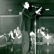 Η δεκαετία του ’80 ήταν αυτή που μετέτρεψε τη Μέδουσα από μια συνηθισμένη μπουάτ σε σημείο αναφοράς. Ο βασικός λόγος ήταν η συστηματική παρουσία του Γιώργου Μαρίνου / FACEBOOK