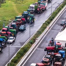 Τρακτέρ στα μπλόκα των αγροτών