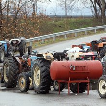 αγροτες εγνατια