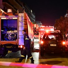 Φωτιά σε διαμέρισμα στο Χαλάνδρι -Ισχυρές δυνάμεις της πυροσβεστικής στο σημείο, διεκόπη η κυκλοφορία