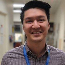 O φαρμακοποιός που ερευνήθηκε