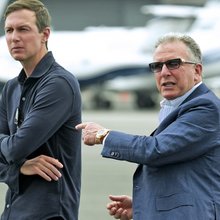 Ο γαμπρός του Ντόναλντ Τραμπ, Τζάρεντ Κούσνερ και ο ειδικός απεσταλμένος του Λευκού Οίκου, Στιβ Γουίτκοφ