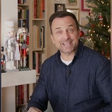 Ο Γιώργος Λιανός παρουσιάζει την δράση της ΠΟΞ «Διακοπές για όλη την οικογένεια»